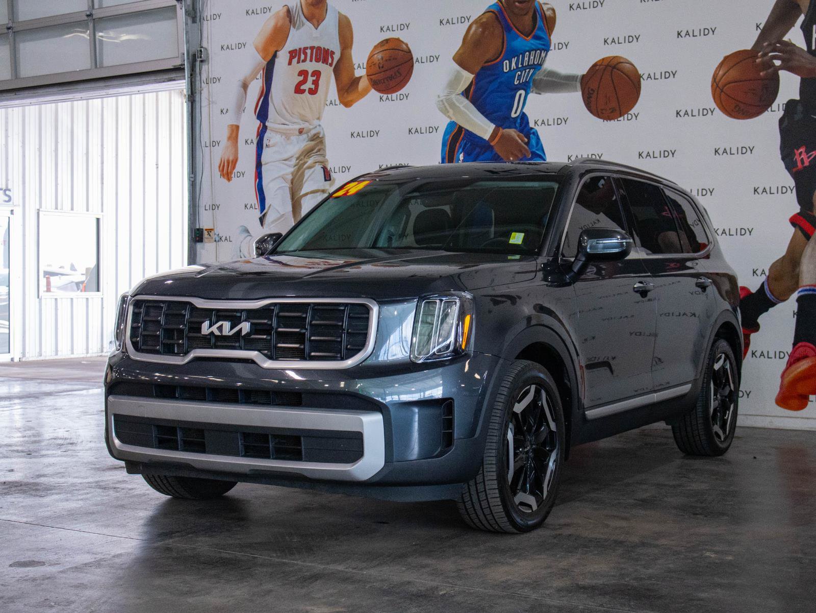 Used 2024 Kia Telluride S w/ S Sunroof Package FWD image 22