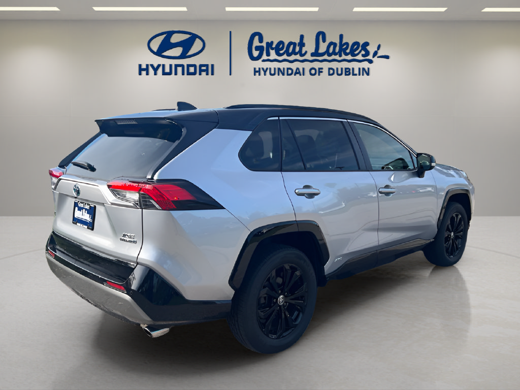 Used 2022 Toyota RAV4 XSE AWD/4WD image 5