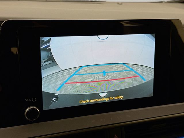 Used 2025 Toyota Prius XLE image 14