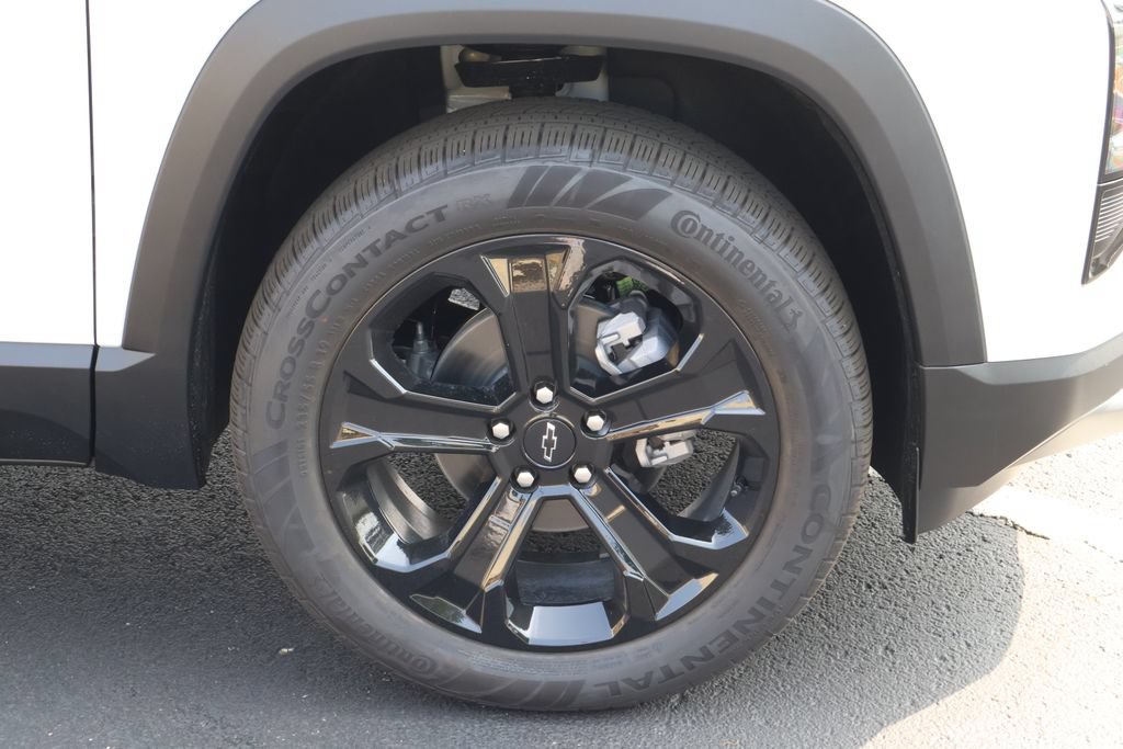 New 2027 Chevrolet Equinox LT w/ Midnight Edition FWD image 11