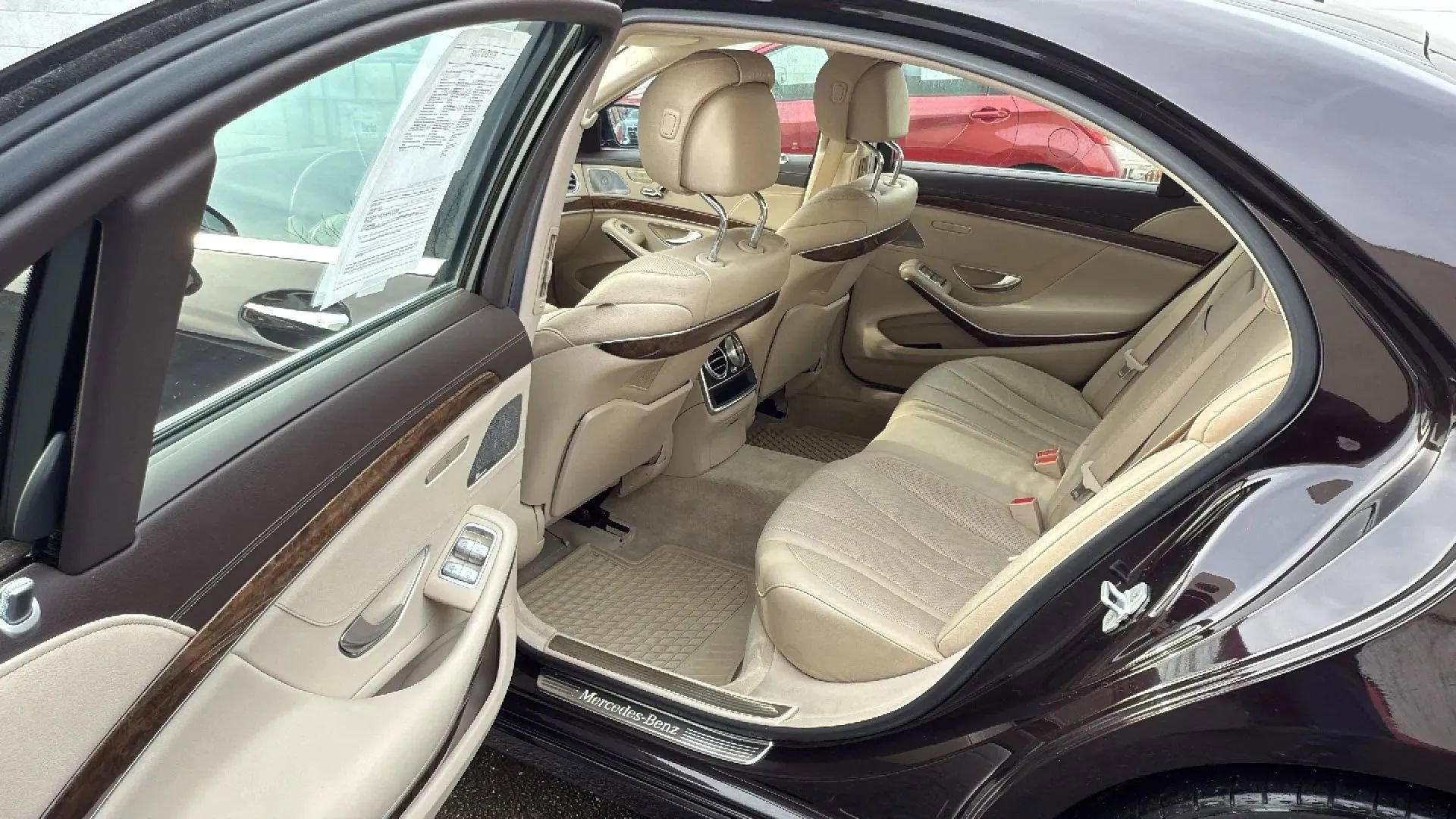 Used 2014 Mercedes-Benz S 550 Sedan image 25
