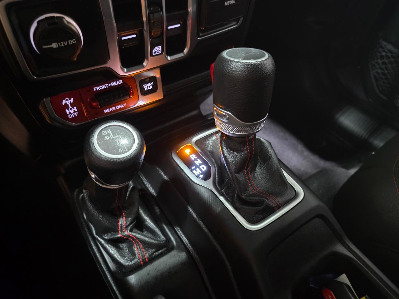 Used 2019 Jeep Wrangler Unlimited Rubicon AWD/4WD image 34