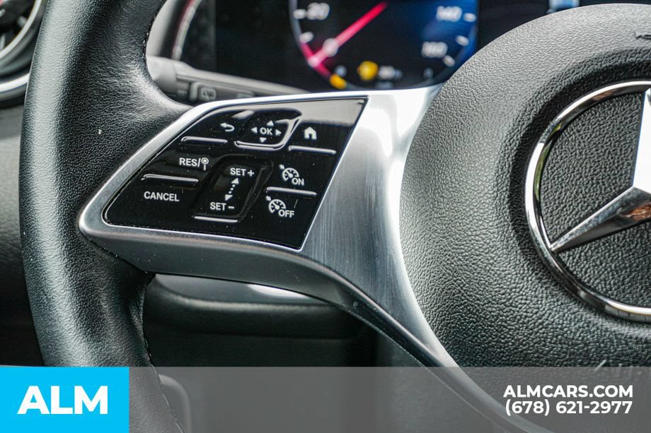 Used 2024 Mercedes-Benz GLB 250 image 28