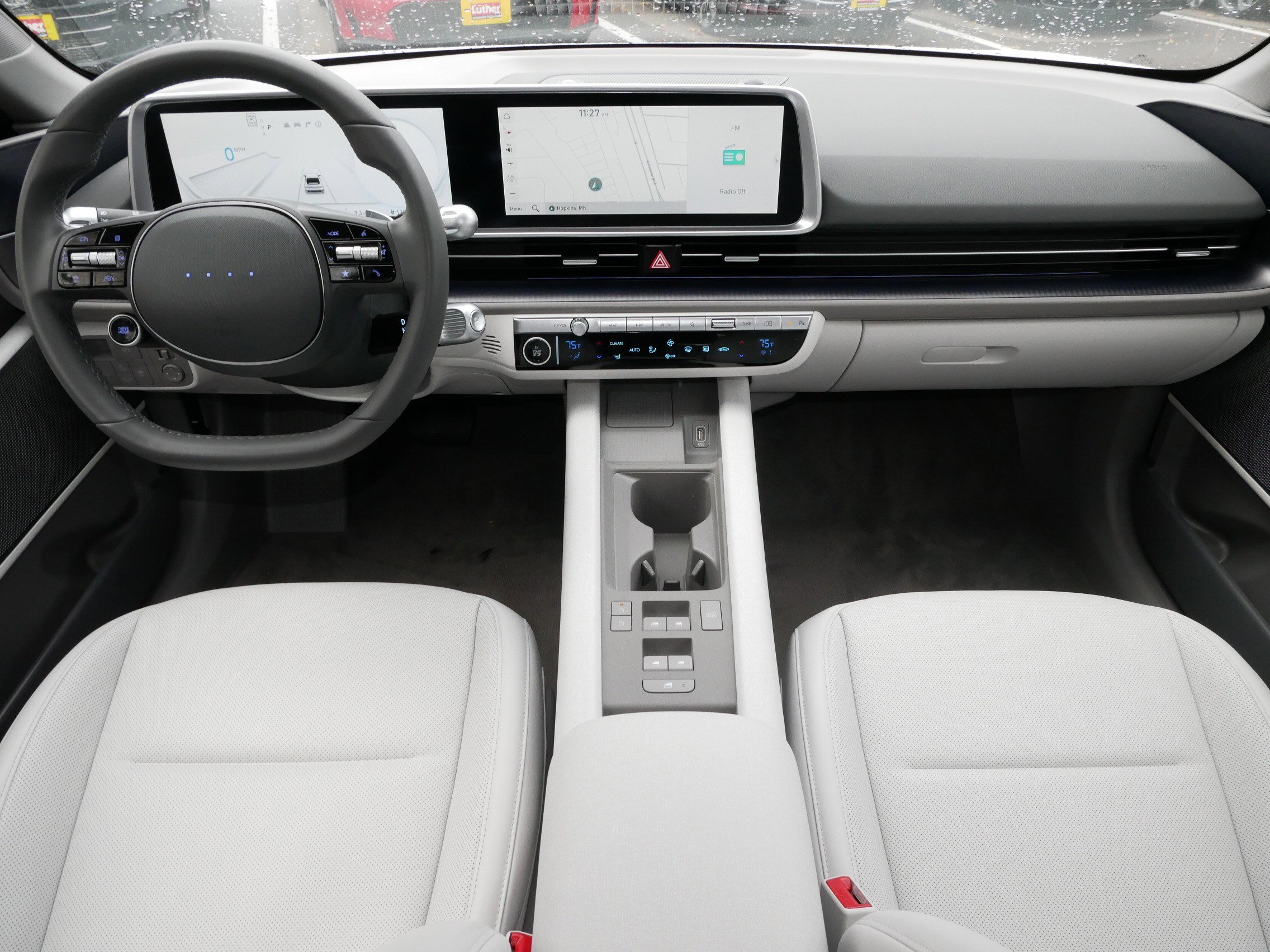 Used 2025 Hyundai Ioniq 6 SEL image 10