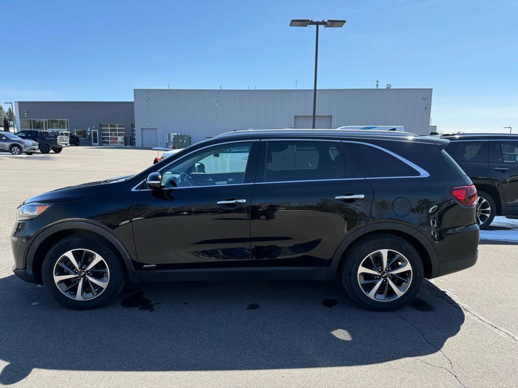 Used 2019 Kia Sorento EX image 2