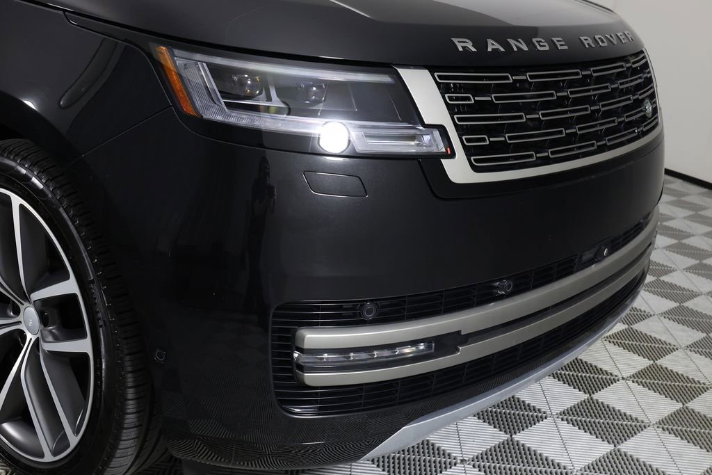 Used 2025 Land Rover Range Rover SE AWD/4WD image 45