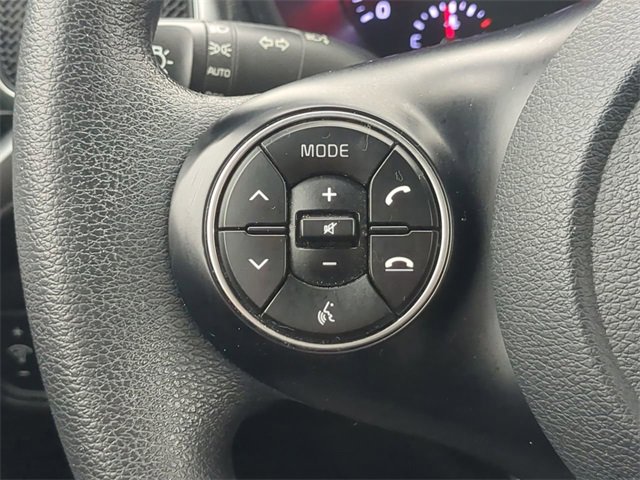 Used 2020 Kia Soul LX image 23