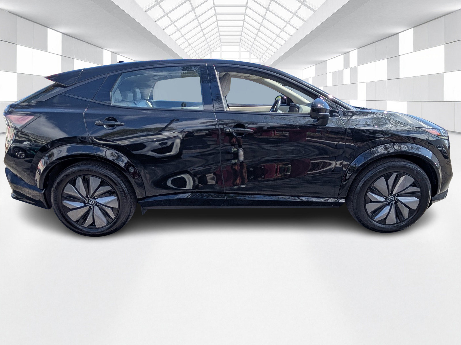 Certified 2024 Nissan Ariya AWD image 8