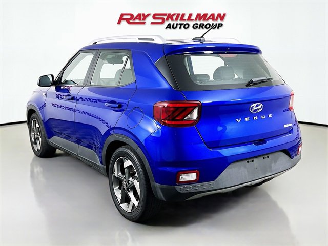 Used 2024 Hyundai Venue SEL image 5
