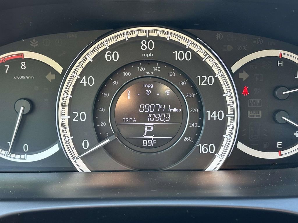 Used 2015 Honda Accord LX image 15
