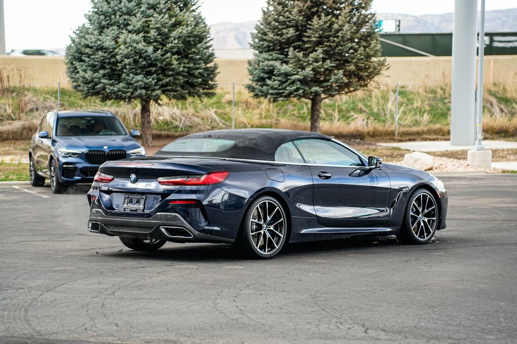 Used 2022 BMW M850i xDrive Convertible w/ Driving Assistance Package image 9