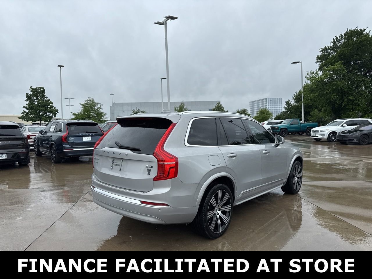 Certified 2023 Volvo XC90 B6 Ultimate w/ Protection Package Premier AWD/4WD image 5