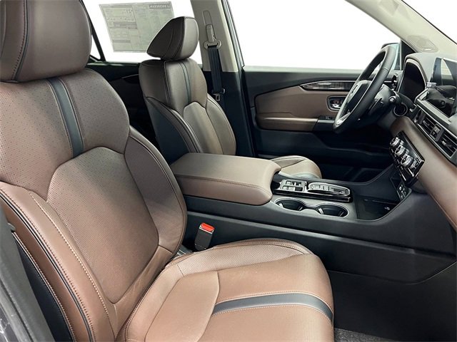 Certified 2025 Honda Pilot Elite image 43
