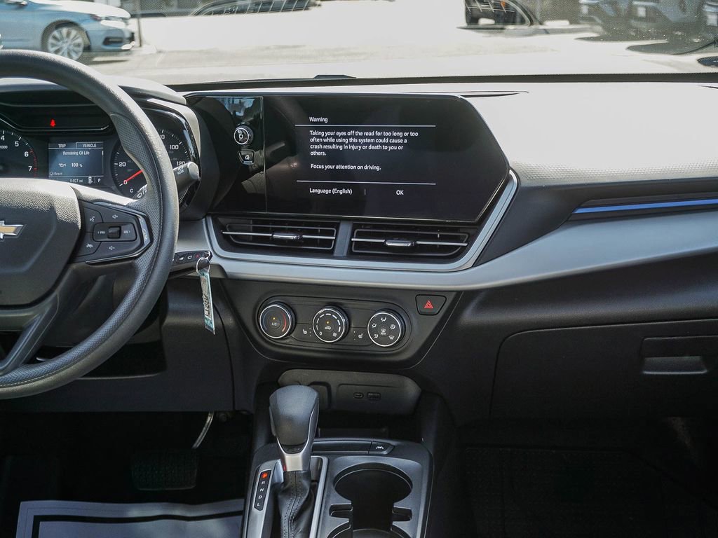 Used 2026 Chevrolet Trax LS w/ LS Convenience Package image 15