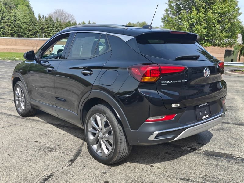 Used 2022 Buick Encore GX Essence w/ Experience Buick Package AWD/4WD image 6