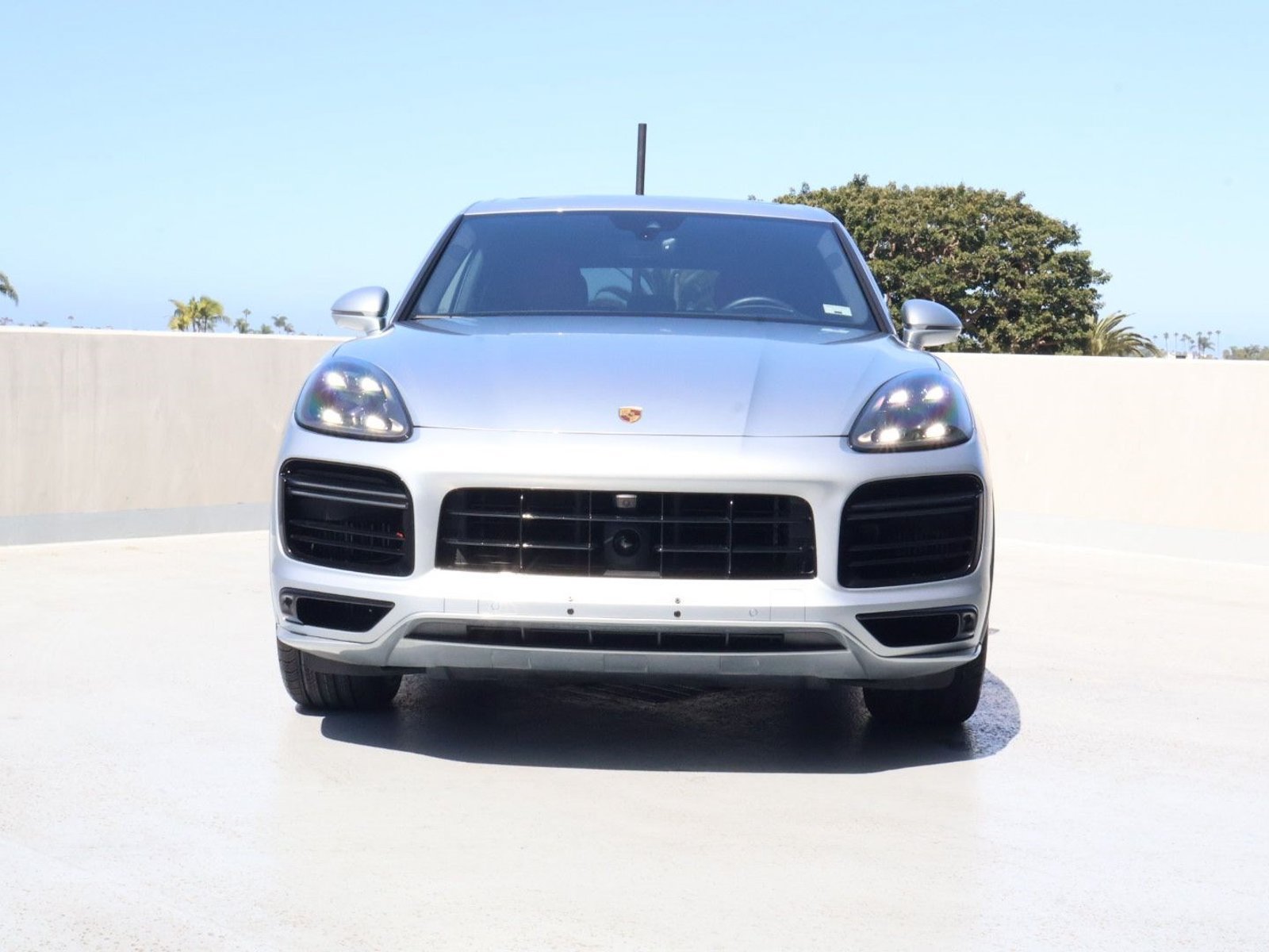 Certified 2023 Porsche Cayenne Turbo AWD/4WD image 6