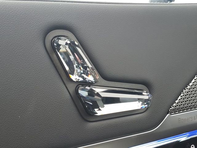 New 2026 BMW 740i xDrive w/ Premium Package image 21