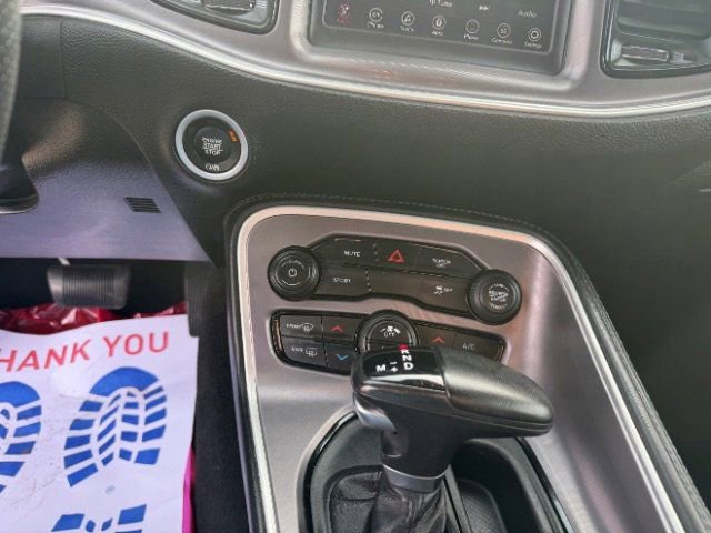 Used 2022 Dodge Challenger SXT w/ Blacktop Package image 39