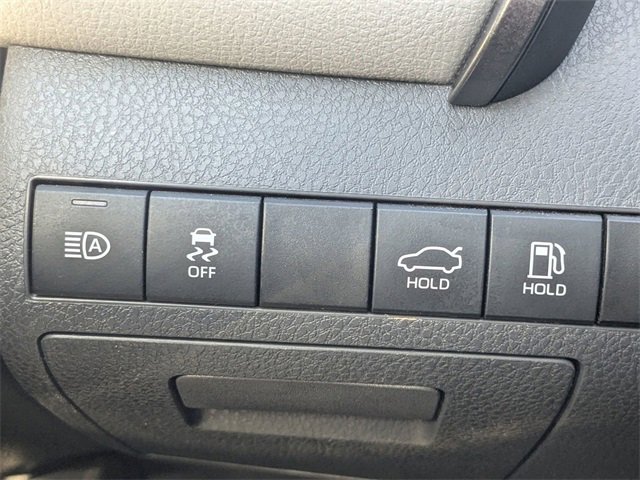 Used 2023 Toyota Camry LE image 24