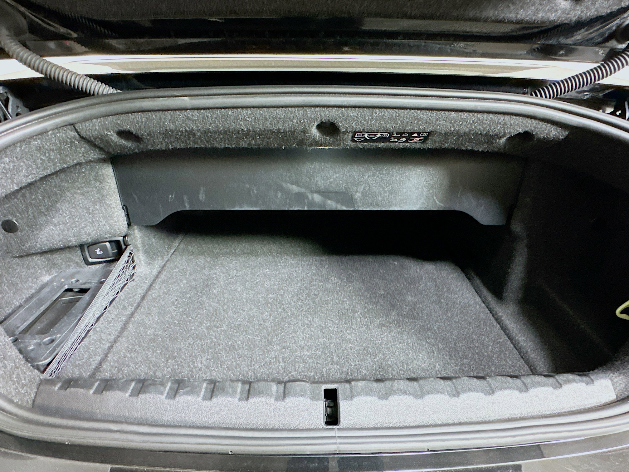 Used 2025 BMW 430i Convertible w/ Premium Package image 30