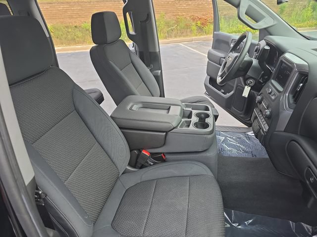 Used 2020 Chevrolet Silverado 1500 Custom w/ Custom Value Package AWD/4WD image 14