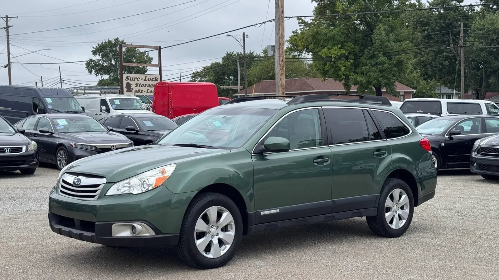 Used 2011 Subaru Outback 2.5i Premium w/ All-Weather Pkg AWD/4WD image 10