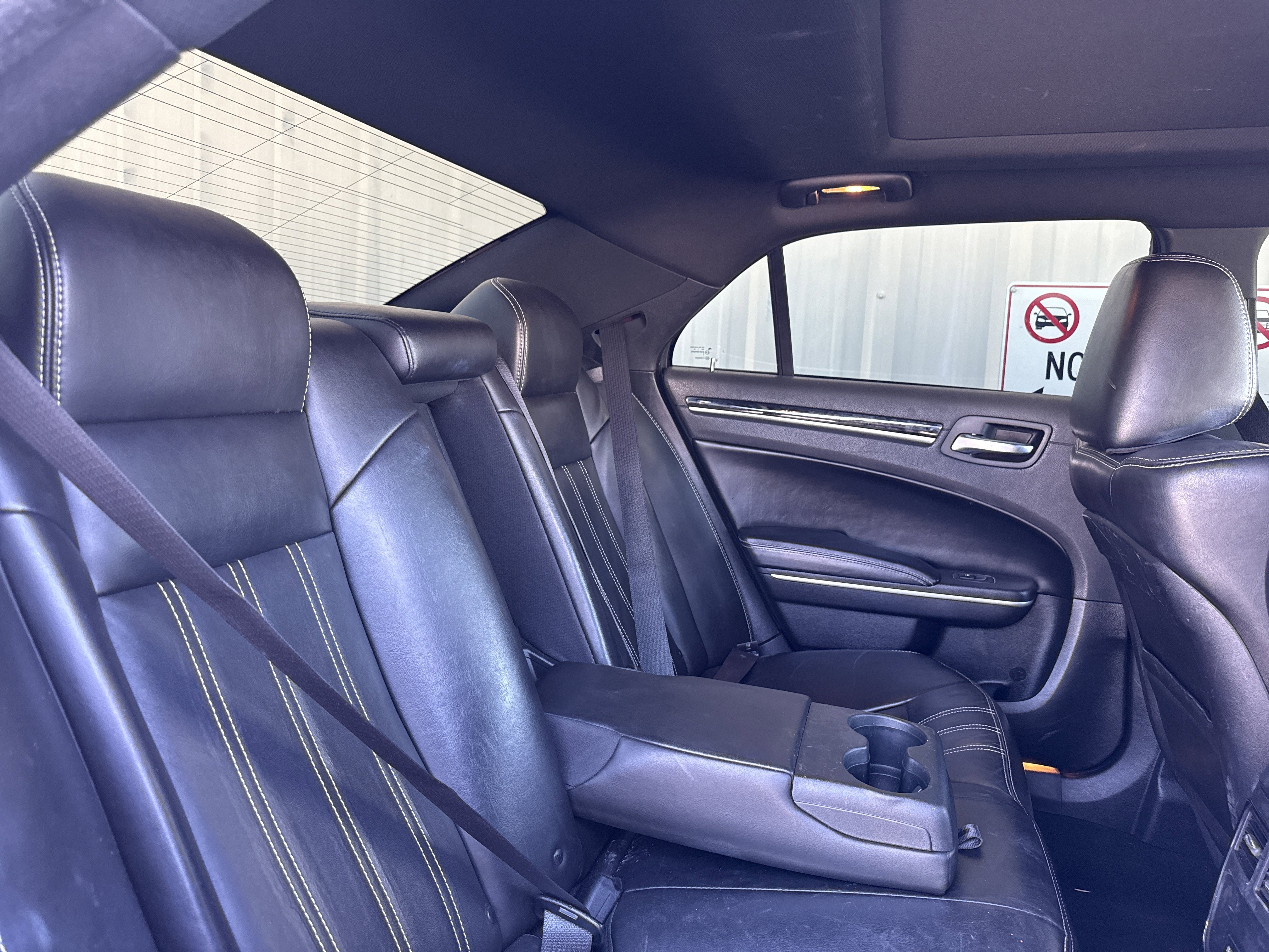 Used 2021 Chrysler 300 S image 33