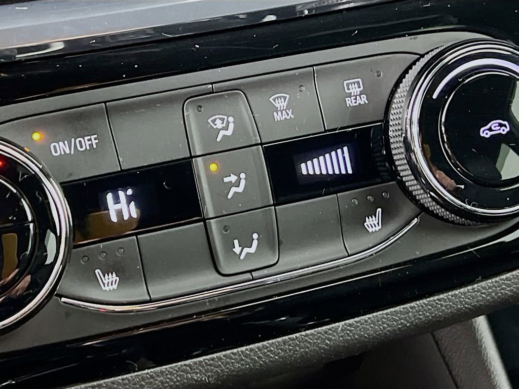 Used 2024 Buick Envista Sport Touring w/ Convenience I Package image 19