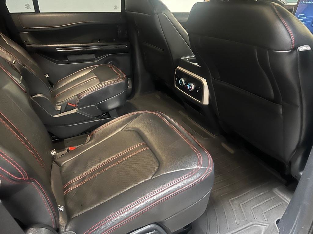 Used 2023 Ford Expedition Limited AWD/4WD image 23