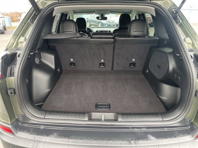 Used 2020 Jeep Cherokee Limited image 21