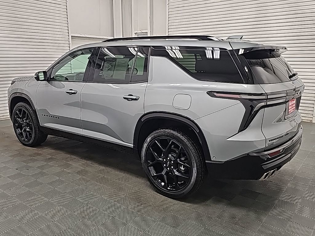 Used 2024 Chevrolet Traverse RS w/ LPO, Floor Liner Package image 5