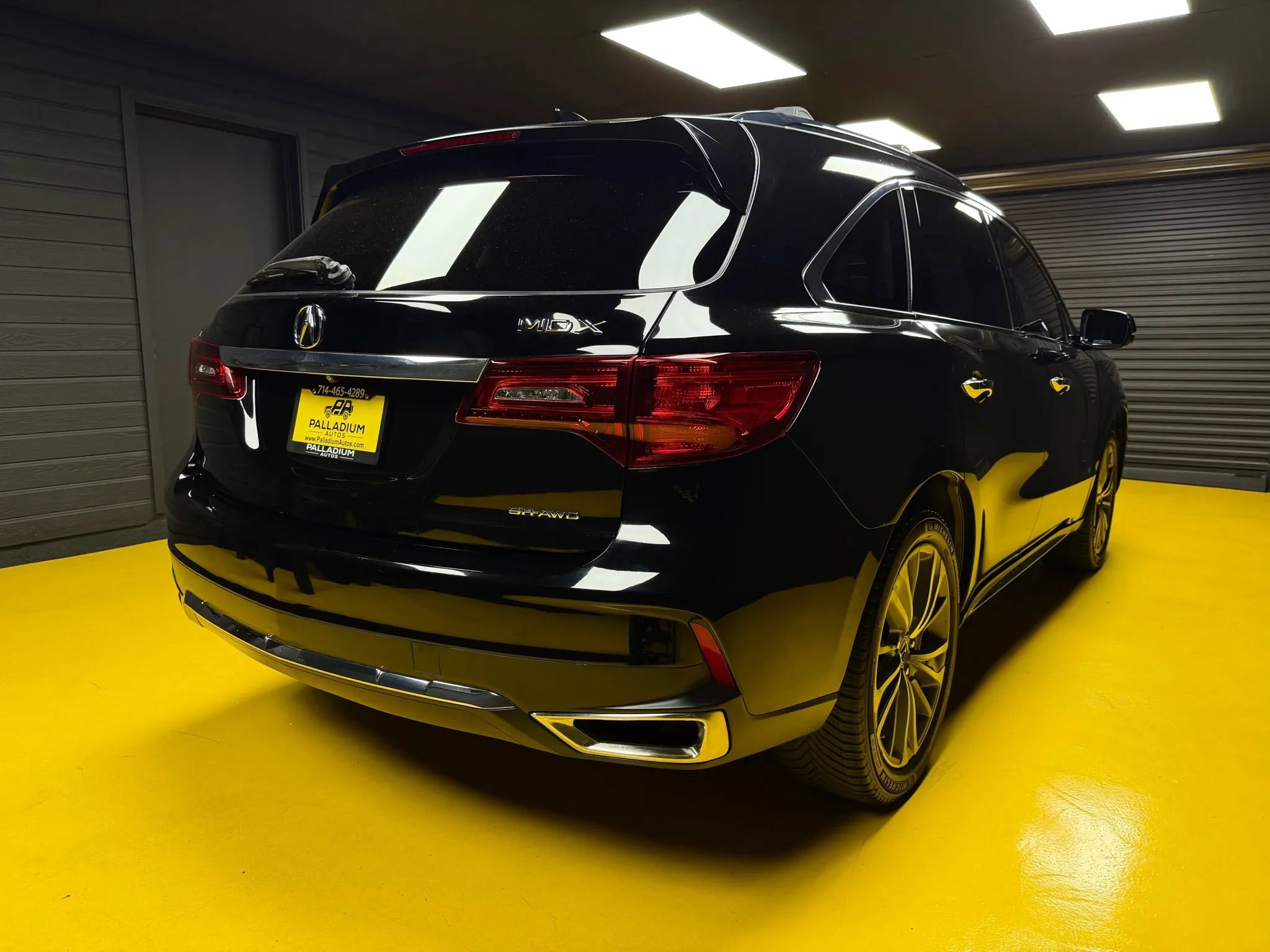 Used 2018 Acura MDX SH-AWD w/ Technology Package image 6