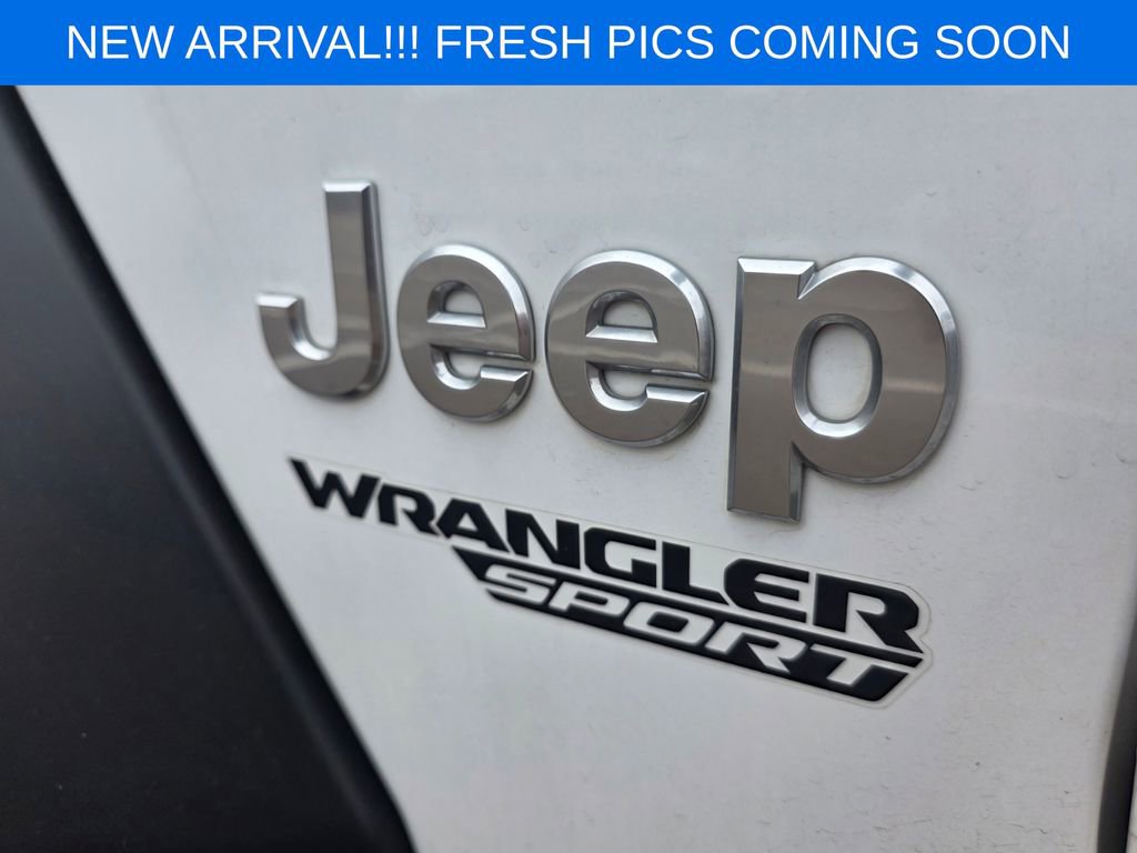 Used 2019 Jeep Wrangler Sport image 12