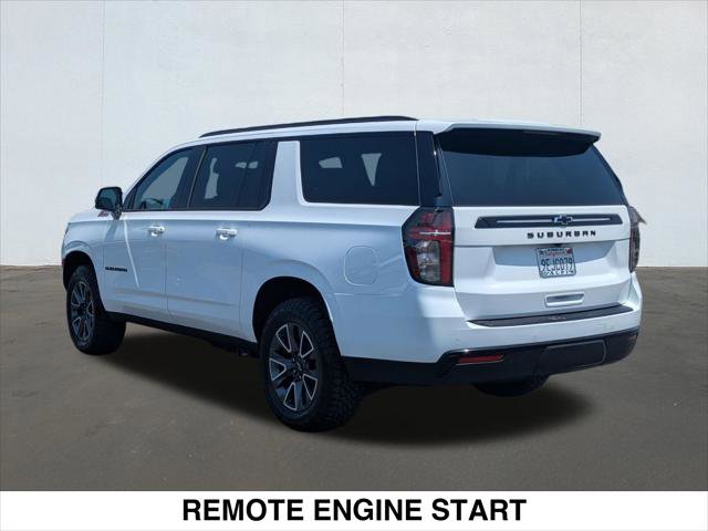 Used 2023 Chevrolet Suburban Z71 w/ Luxury Package AWD/4WD image 3