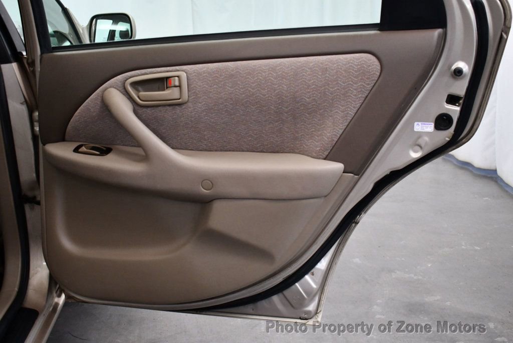 Used 1997 Toyota Camry LE image 13