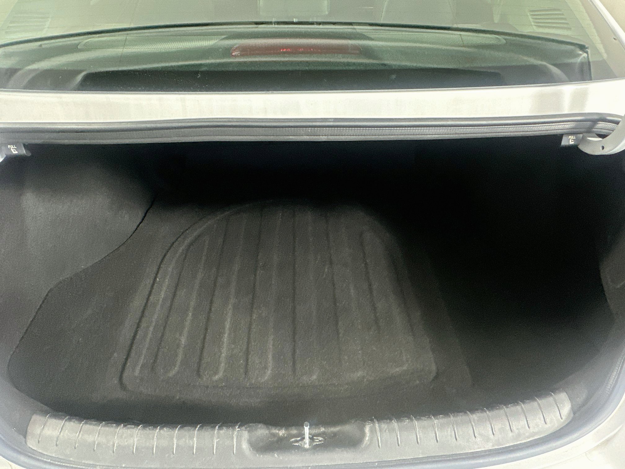 Used 2025 Hyundai Elantra Limited FWD image 29