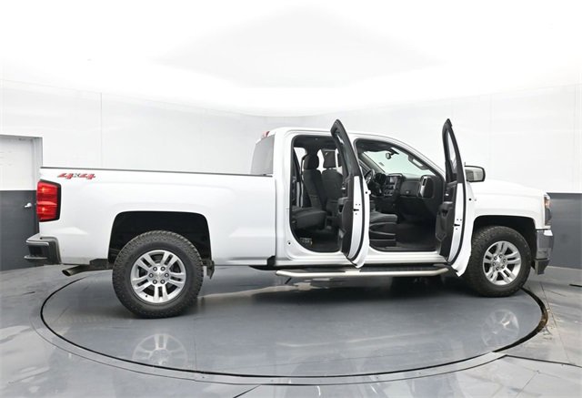 Used 2019 Chevrolet Silverado 1500 LT w/ All Star Edition image 48