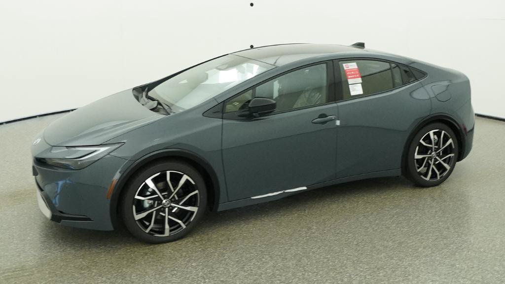 New 2026 Toyota Prius Plug-In Hybrid FWD image 5