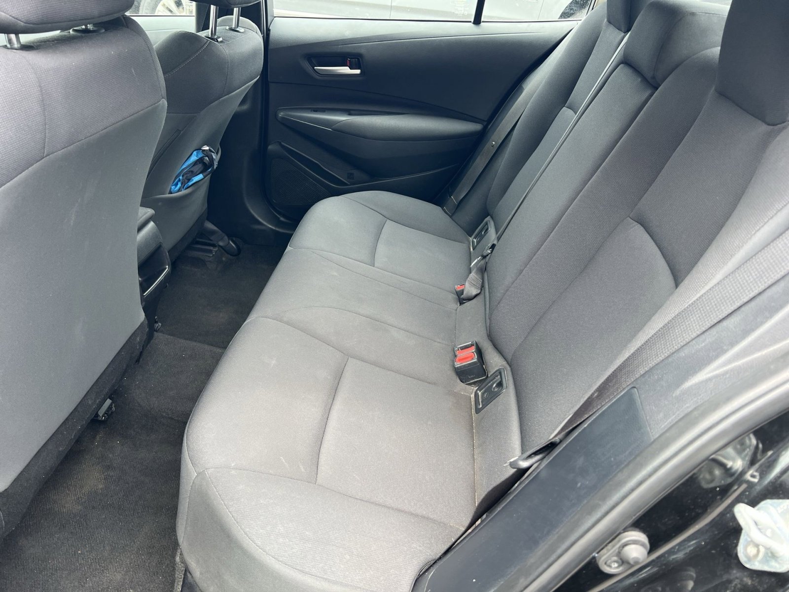 Used 2021 Toyota Corolla LE FWD image 23