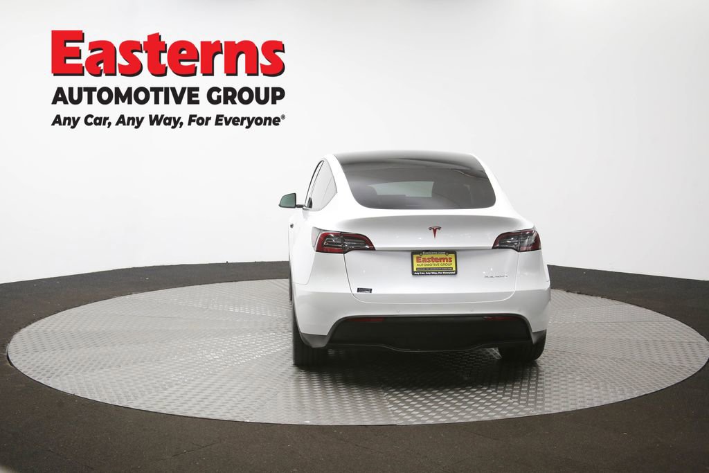 Used 2020 Tesla Model Y Long Range image 32
