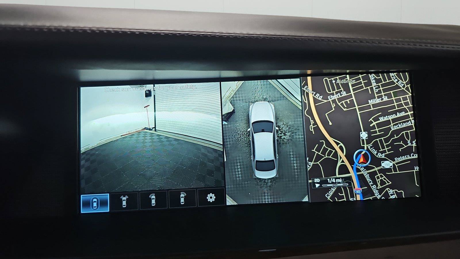Used 2019 Genesis G90 3.3T Premium RWD image 17