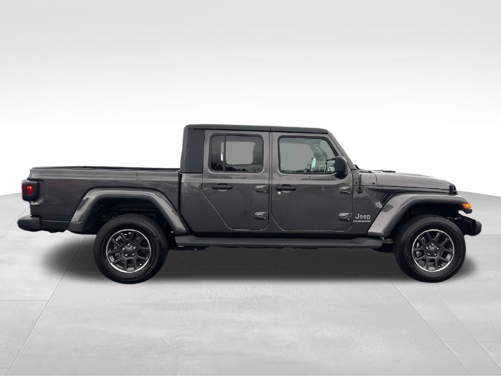 Used 2022 Jeep Gladiator Overland w/ Cold Weather Group AWD/4WD image 6