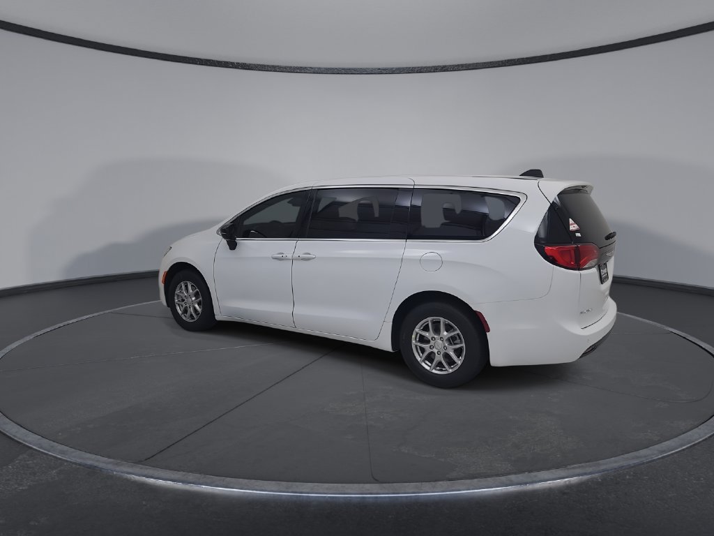 New 2027 Chrysler Pacifica LX FWD image 10
