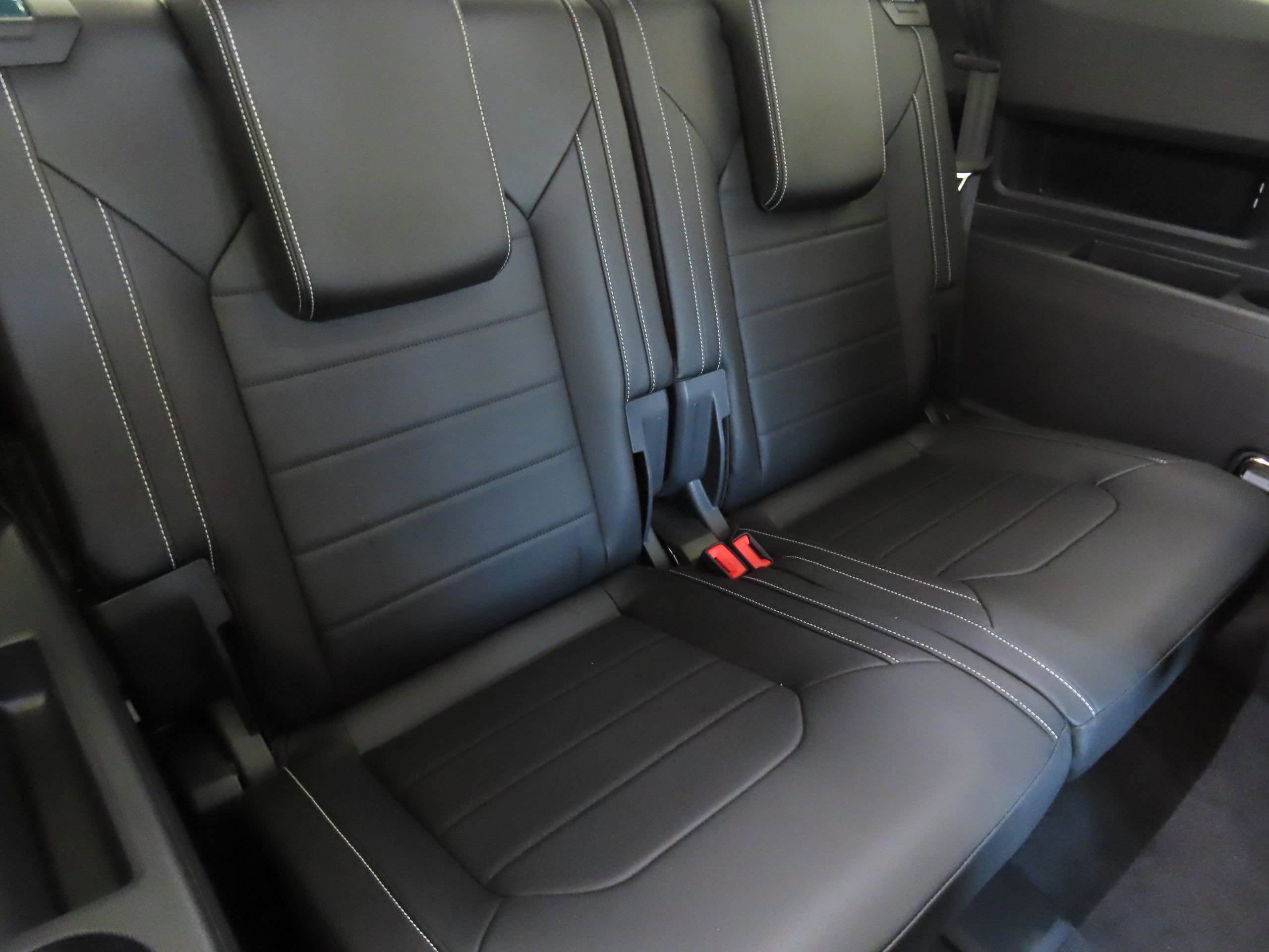 New 2025 Volkswagen Atlas SEL image 26