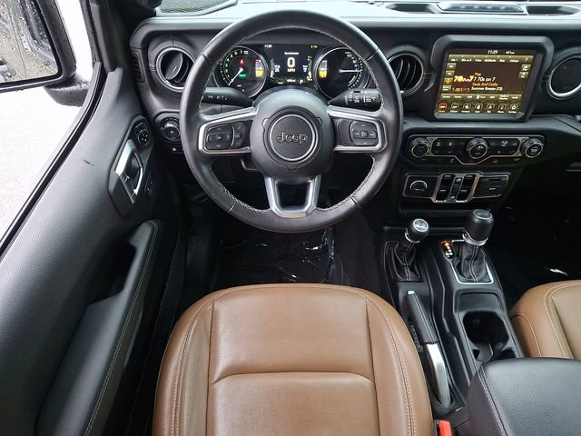 Used 2022 Jeep Wrangler Unlimited Sahara w/ Cold Weather Group image 13