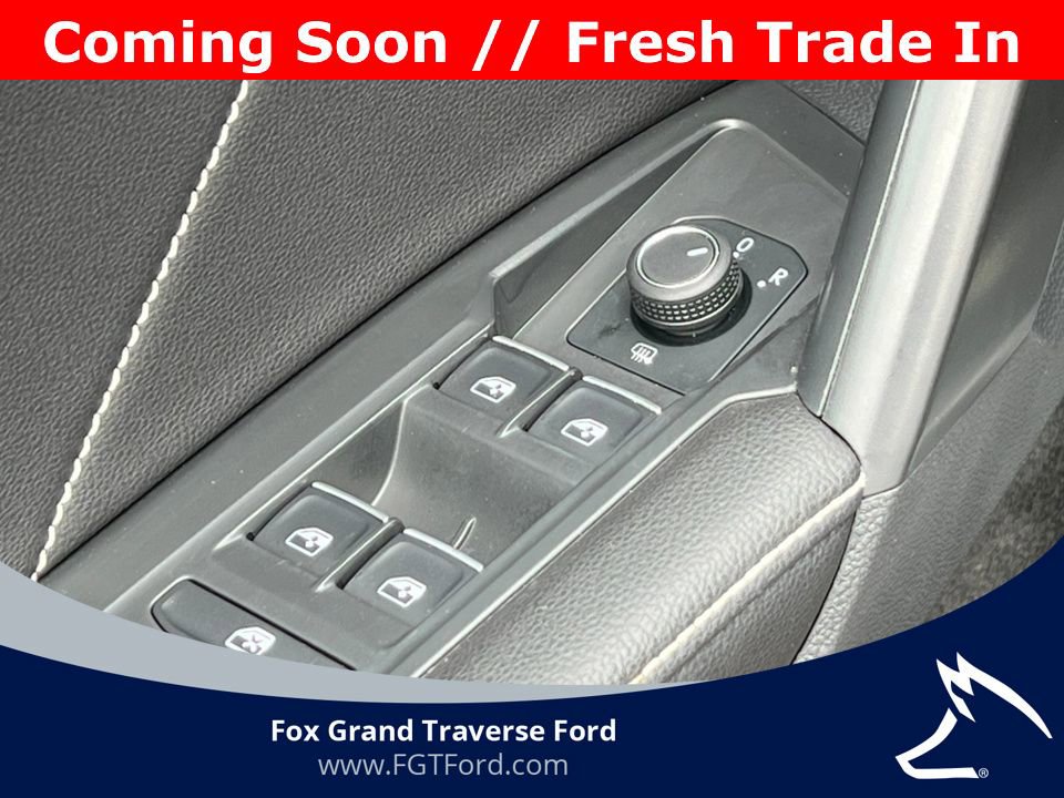 Used 2023 Volkswagen Tiguan SE R-Line AWD/4WD image 15