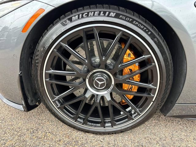 Used 2022 Mercedes-Benz SL 63 AMG 4MATIC w/ AMG Aerodynamic Package image 8