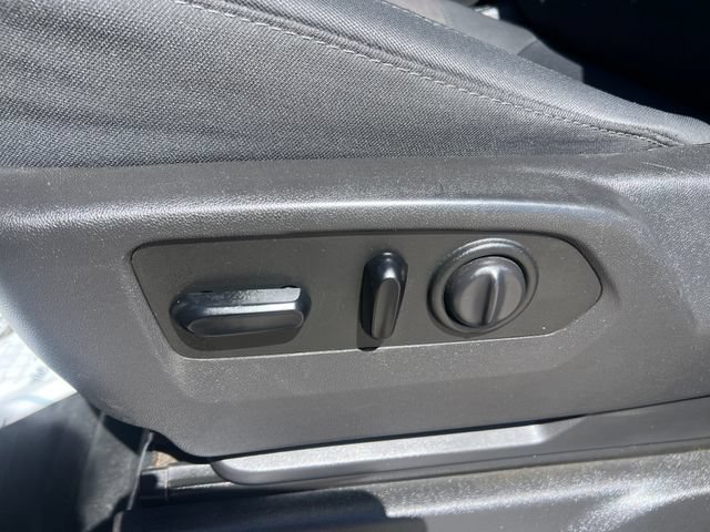 Used 2019 Chevrolet Silverado 1500 LT w/ True North Edition AWD/4WD image 13