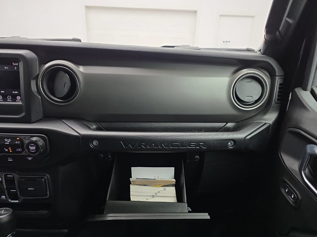Used 2022 Jeep Wrangler Unlimited Sport AWD/4WD image 40