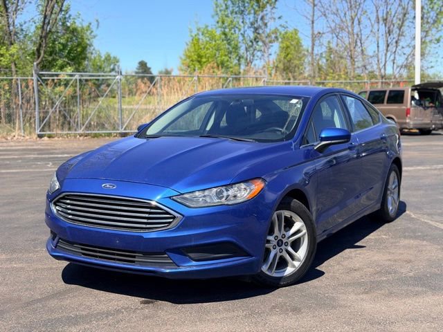 Used 2018 Ford Fusion SE FWD image 1